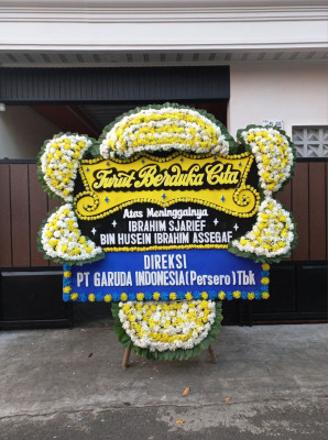 Papan Bunga Duka di Debong Tengah